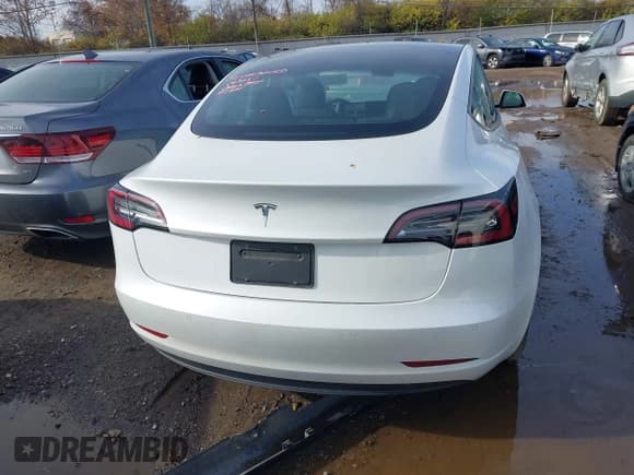 ✅ 2021 Tesla Model 3 Standard Range Plus • VIN: 5YJ3E1EA6MF063651 • Lot: 43740013. Listed on IAAI with 40,152 mi. Free auction sales archive from the USA and detailed vehicle history report at DreamBid. Image 14.