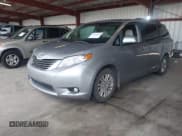 ✅ 2012 Toyota Sienna XLE • VIN: 5TDYK3DC3CS210368 • Lot: 43834362. Wystawiony na IAAI z przebiegiem 185 989 mil. Bezpłatny archiwum sprzedaży aukcyjnych z USA i szczegółowy raport historii pojazdu na DreamBid. Zdjęcie 18.