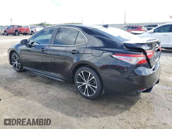 2019 Toyota Camry LE z VIN 4T1B11HK7KU772276, wystawiony jako Copart lot #85113915 z przebiegiem 85 306 mil mil oraz Szkoda całkowita • Salvage title. Historia ofert i sprzedaży dostępna na DreamBid. Obrazek 2.