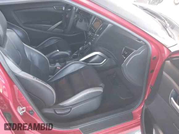 2016 Hyundai Veloster Turbo with VIN KMHTC6AE0GU289915, listed as a IAAI auction lot 43333026 with 124,055 mi miles and . Bid and sale history available at DreamBid. Image 5.