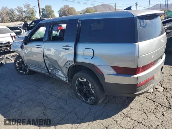 ✅ 2024 Hyundai Santa Fe SE • VIN: 5NMP14GLXRH044720 • Lot: 90543135. Wystawiony na Copart z przebiegiem 41 916 mil. Bezpłatny archiwum sprzedaży aukcyjnych z USA i szczegółowy raport historii pojazdu na DreamBid. Zdjęcie 2.