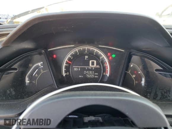 ✅ 2018 Honda Civic LX • VIN: 2HGFC4B50JH305997 • Lot: 80358905. Wystawiony na Copart z przebiegiem 45 363 mil. Bezpłatny archiwum sprzedaży aukcyjnych z USA i szczegółowy raport historii pojazdu na DreamBid. Zdjęcie 9.