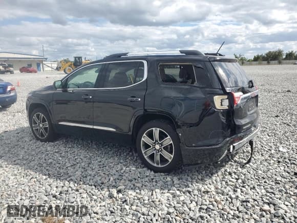 ✅ 2018 GMC Acadia Denali • VIN: 1GKKNXLS5JZ207274 • Lot: 82567135. Listed on Copart with 77,404 mi. Free auction sales archive from the USA and detailed vehicle history report at DreamBid. Image 2.