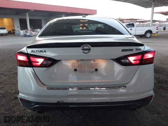 ✅ 2022 Nissan Altima SR • VIN: 1N4BL4CV1NN393036 • Lot: 43111551. Listed on IAAI with 35,119 mi. Free auction sales archive from the USA and detailed vehicle history report at DreamBid. Image 16.
