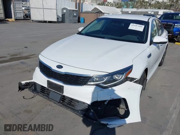 ✅ 2020 Kia Optima EX Premium • VIN: 5XXGU4L12LG398037 • Lot: 43347164. Wystawiony na IAAI z przebiegiem 116 750 mil. Bezpłatny archiwum sprzedaży aukcyjnych z USA i szczegółowy raport historii pojazdu na DreamBid. Zdjęcie 6.