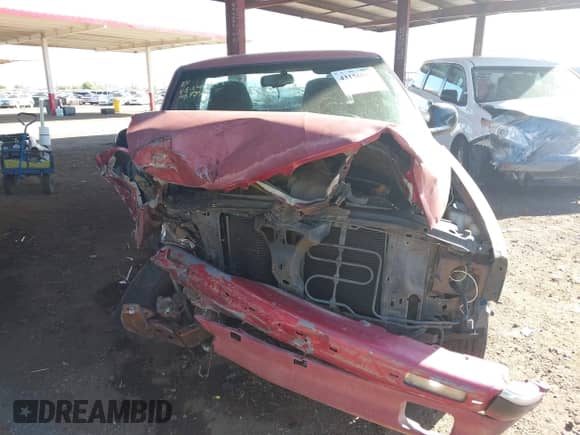 1996 Chevrolet S-10 LS с VIN 1GCCS1944TK146784, выставлен на аукционе IAAI как лот 43156017 с пробегом 338 811 миль миль и . История ставок и продаж доступна на DreamBid. Изображение 6.