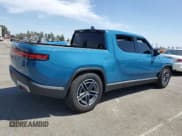 ✅ 2025 Rivian R1T Adventure • VIN: 7FCTGBAA9SN035986 • Lot: 52921085. Listed on Copart with 2,102 mi. Free auction sales archive from the USA and detailed vehicle history report at DreamBid. Image 3.