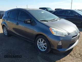 ✅ 2014 Toyota Prius Three • VIN: JTDKDTB39E1570957 • Lot: 43862832. Listed on IAAI with 188,627 mi. Free auction sales archive from the USA and detailed vehicle history report at DreamBid. Image 1.