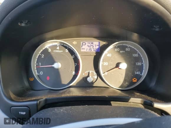 2010 Hyundai Accent GLS с VIN KMHCN4AC6AU488049, выставлен на аукционе Copart как лот 75496004 с пробегом 115 723 миль миль и Списание • Salvage title. История ставок и продаж доступна на DreamBid. Изображение 9.