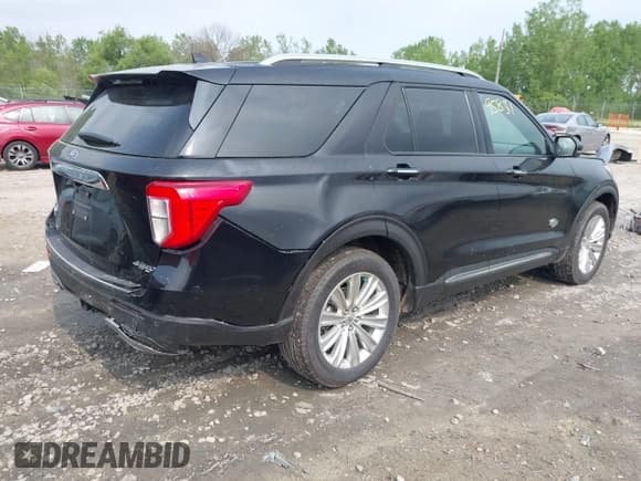 ✅ 2023 Ford Explorer King Ranch • VIN: 1FM5K8LC3PGA97812 • Lot: 42495831. Wystawiony na IAAI z przebiegiem 22 028 mil. Bezpłatny archiwum sprzedaży aukcyjnych z USA i szczegółowy raport historii pojazdu na DreamBid. Zdjęcie 4.