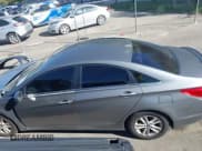 ✅ 2013 Hyundai Sonata GLS • VIN: 5NPEB4AC4DH769996 • Lot: 43187957. Wystawiony na IAAI z przebiegiem 143 968 mil. Bezpłatny archiwum sprzedaży aukcyjnych z USA i szczegółowy raport historii pojazdu na DreamBid. Zdjęcie 15.