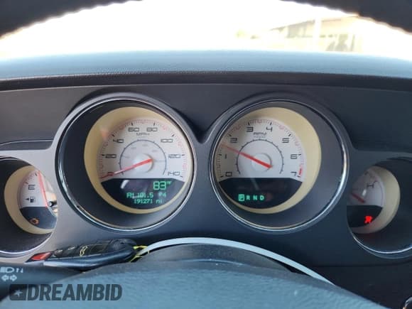 ✅ 2012 Dodge Challenger SXT • VIN: 2C3CDYAG7CH167519 • Lot: 84876065. Listed on Copart with 191,271 mi. Free auction sales archive from the USA and detailed vehicle history report at DreamBid. Image 9.