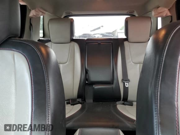 ✅ 2011 GMC Terrain SLT-1 • VIN: 2CTALUEC2B6458692 • Lot: 54319005. Wystawiony na Copart z przebiegiem 180 014 mil. Bezpłatny archiwum sprzedaży aukcyjnych z USA i szczegółowy raport historii pojazdu na DreamBid. Zdjęcie 10.