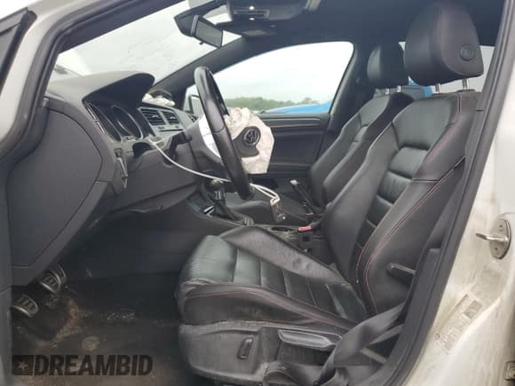 ✅ 2018 Volkswagen Golf GTI S • VIN: 3VW547AU5JM279414 • Lot: 69022075. Wystawiony na Copart z przebiegiem 179 660 mil. Bezpłatny archiwum sprzedaży aukcyjnych z USA i szczegółowy raport historii pojazdu na DreamBid. Zdjęcie 7.