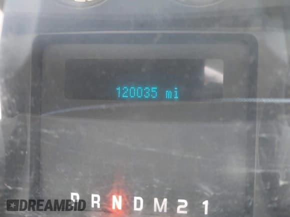 ✅ 2012 Ford F-250 XL • VIN: 1FT7X2B69CEA96273 • Lot: 42113926. Wystawiony na IAAI z przebiegiem 120 035 mil. Bezpłatny archiwum sprzedaży aukcyjnych z USA i szczegółowy raport historii pojazdu na DreamBid. Zdjęcie 15.