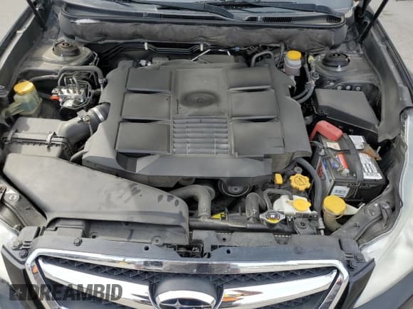 ✅ 2012 Subaru Legacy Limited • VIN: 4S3BMEK66C2015980 • Лот: 71928495. Опубликован ранее на Copart с пробегом 253 759 миль. Бесплатный доступ к архиву аукционных продаж из США и подробный отчёт об истории автомобиля на DreamBid. Изображение 11.