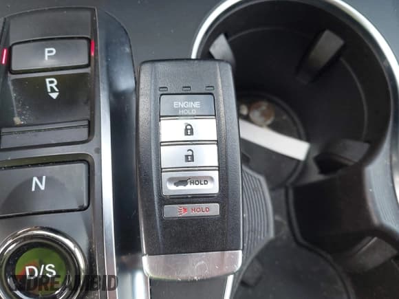 ✅ 2020 Acura MDX Technology • VIN: 5J8YD4H57LL016070 • Лот: 43430866. Опубликован ранее на IAAI с пробегом 131 791 миль. Бесплатный доступ к архиву аукционных продаж из США и подробный отчёт об истории автомобиля на DreamBid. Изображение 11.