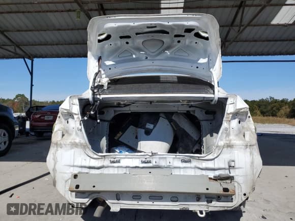 ✅ 2018 Nissan Sentra S • VIN: 3N1AB7AP5JY303773 • Лот: 87312575. Опубликован ранее на Copart с пробегом 179 865 миль. Бесплатный доступ к архиву аукционных продаж из США и подробный отчёт об истории автомобиля на DreamBid. Изображение 6.