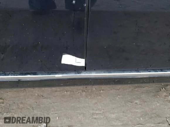 ✅ 2023 Jeep Grand Wagoneer • VIN: 1C4SJVEJ7PS506234 • Lot: 74534244. Wystawiony na Copart z przebiegiem 13 586 mil. Bezpłatny archiwum sprzedaży aukcyjnych z USA i szczegółowy raport historii pojazdu na DreamBid. Zdjęcie 13.