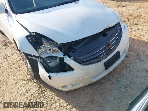 ✅ 2010 Nissan Altima SL • VIN: 1N4AL2AP5AN466293 • Лот: 40895061. Опубликован ранее на IAAI с пробегом 172 956 миль. Бесплатный доступ к архиву аукционных продаж из США и подробный отчёт об истории автомобиля на DreamBid. Изображение 6.