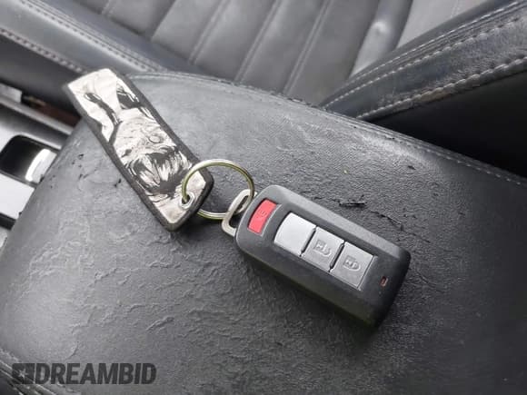 ✅ 2020 Mitsubishi Outlander SE • VIN: JA4AD3A33LZ025441 • Lot: 41566929. Listed on IAAI with 97,891 mi. Free auction sales archive from the USA and detailed vehicle history report at DreamBid. Image 11.