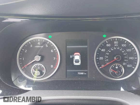 ✅ 2021 Kia K5 LX • VIN: 5XXG24J27MG028107 • Lot: 43247619. Wystawiony na IAAI z przebiegiem 70 981 mil. Bezpłatny archiwum sprzedaży aukcyjnych z USA i szczegółowy raport historii pojazdu na DreamBid. Zdjęcie 7.