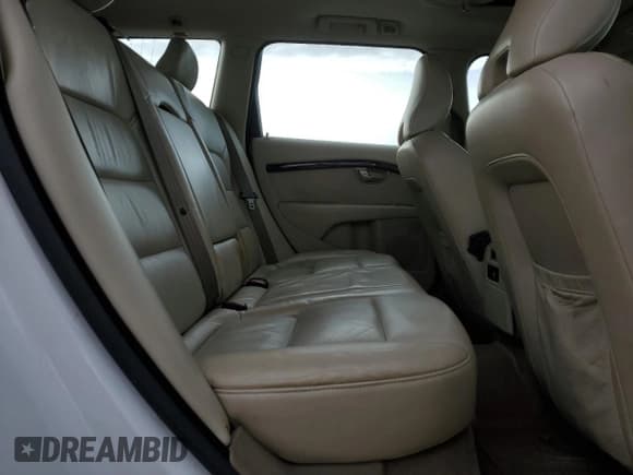 ✅ 2008 Volvo V70 • VIN: YV1BW982781033434 • Lot: 43617245. Listed on Copart with 177,577 mi. Free auction sales archive from the USA and detailed vehicle history report at DreamBid. Image 10.
