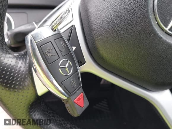 ✅ 2012 Mercedes-Benz C 300 Sport • VIN: WDDGF8BB7CF917342 • Lot: 42355638. Listed on IAAI with 127,666 mi. Free auction sales archive from the USA and detailed vehicle history report at DreamBid. Image 11.