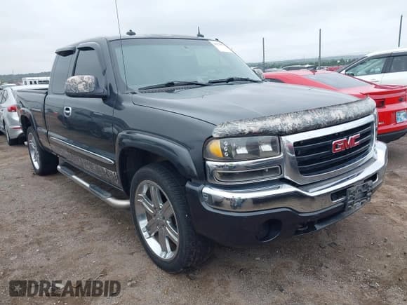✅ 2003 GMC Sierra 1500 SLT • VIN: 2GTEK19T231307746 • Лот: 43530673. Опубликован ранее на IAAI с пробегом 319 329 миль. Бесплатный доступ к архиву аукционных продаж из США и подробный отчёт об истории автомобиля на DreamBid. Изображение 1.