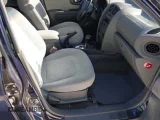 2005 Hyundai Santa Fe GLS z VIN KM8SC73D25U983704, wystawiony jako IAAI lot #41411428 z przebiegiem 116 563 mil mil oraz . Historia ofert i sprzedaży dostępna na DreamBid. Obrazek 5.