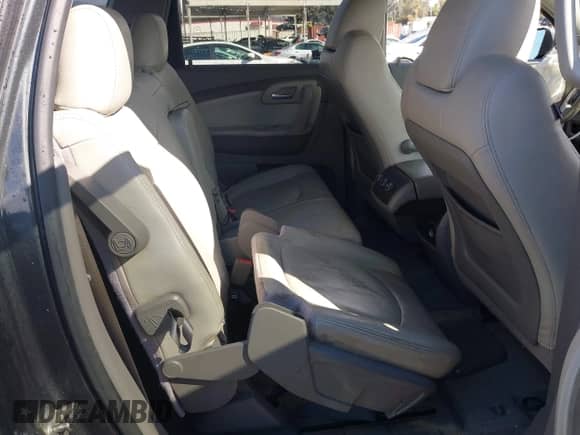 2009 Chevrolet Traverse LS z VIN 1GNER13DX9S175039, wystawiony jako IAAI lot #43450995 z przebiegiem 172 810 mil mil oraz . Historia ofert i sprzedaży dostępna na DreamBid. Obrazek 8.