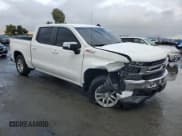✅ 2022 Chevrolet Silverado 1500 LT • VIN: 1GCUYDED5NZ216121 • Lot: 81733535. Wystawiony na Copart z przebiegiem 44 775 mil. Bezpłatny archiwum sprzedaży aukcyjnych z USA i szczegółowy raport historii pojazdu na DreamBid. Zdjęcie 4.