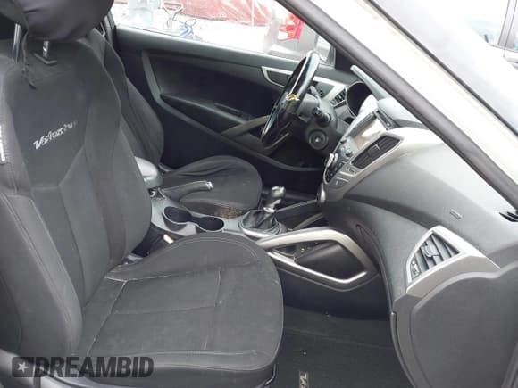 ✅ 2013 Hyundai Veloster w/Black Int • VIN: KMHTC6AD9DU155259 • Lot: 42361365. Listed on IAAI with 261,896 mi. Free auction sales archive from the USA and detailed vehicle history report at DreamBid. Image 5.