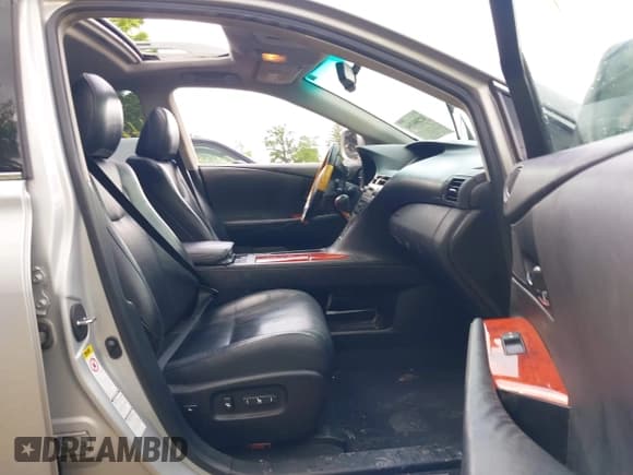 ✅ 2011 Lexus RX 350 • VIN: 2T2BK1BA2BC092800 • Lot: 42388354. Listed on IAAI with 308,086 mi. Free auction sales archive from the USA and detailed vehicle history report at DreamBid. Image 5.