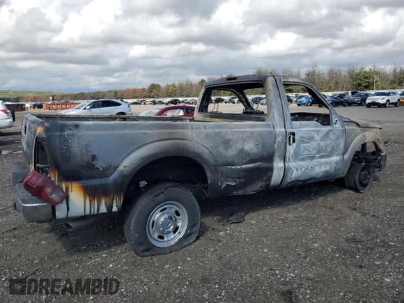 ✅ 2014 Ford F-250 XL • VIN: 1FTBF2B61EEB38791 • Lot: 70748575. Listed on Copart with Not provided. Free auction sales archive from the USA and detailed vehicle history report at DreamBid. Image 3.