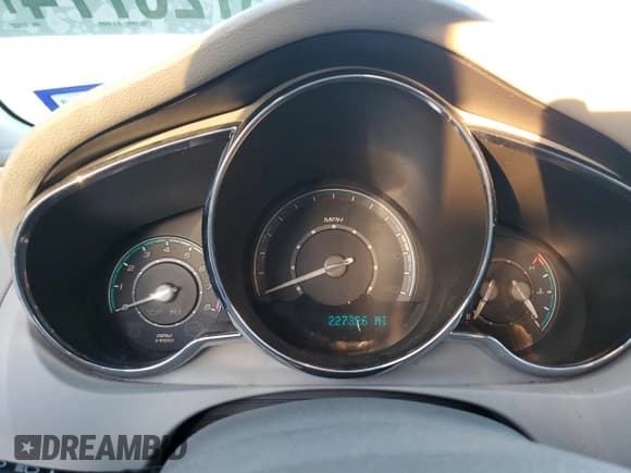 ✅ 2009 Chevrolet Malibu 1LT • VIN: 1G1ZH57B69F227636 • Lot: 75725774. Wystawiony na Copart z przebiegiem 227 326 mil. Bezpłatny archiwum sprzedaży aukcyjnych z USA i szczegółowy raport historii pojazdu na DreamBid. Zdjęcie 9.