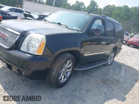 ✅ 2013 GMC Yukon Denali • VIN: 1GKS1EEF6DR190618 • Лот: 42391545. Опубликован ранее на IAAI с пробегом 249 701 миль. Бесплатный доступ к архиву аукционных продаж из США и подробный отчёт об истории автомобиля на DreamBid. Изображение 16.