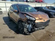 ✅ 2021 Kia Sportage S • VIN: KNDP6CAC9M7890762 • Lot: 81364455. Wystawiony na Copart z przebiegiem 35 564 mil. Bezpłatny archiwum sprzedaży aukcyjnych z USA i szczegółowy raport historii pojazdu na DreamBid. Zdjęcie 13.