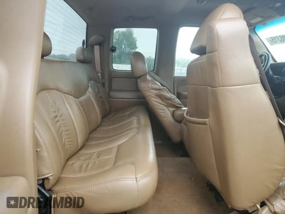 ✅ 1999 GMC Sierra 1500 SLE • VIN: 1GTEK19T0XE523549 • Лот: 62088315. Опубликован ранее на Copart с пробегом 141 472 миль. Бесплатный доступ к архиву аукционных продаж из США и подробный отчёт об истории автомобиля на DreamBid. Изображение 10.