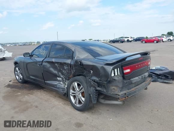 ✅ 2013 Dodge Charger RT Plus • VIN: 2C3CDXDT1DH572005 • Lot: 43119955. Wystawiony na IAAI z przebiegiem 161 679 mil. Bezpłatny archiwum sprzedaży aukcyjnych z USA i szczegółowy raport historii pojazdu na DreamBid. Zdjęcie 3.