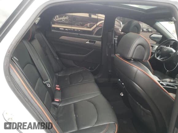 ✅ 2015 Hyundai Sonata Sport • VIN: 5NPE34AB9FH068670 • Lot: 42198423. Listed on Copart with 69,034 mi. Free auction sales archive from the USA and detailed vehicle history report at DreamBid. Image 10.