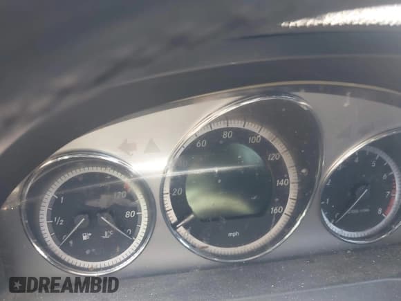 ✅ 2010 Mercedes-Benz C 300 Sport • VIN: WDDGF5EBXAR099725 • Lot: 43175127. Listed on IAAI with Not provided. Free auction sales archive from the USA and detailed vehicle history report at DreamBid. Image 7.