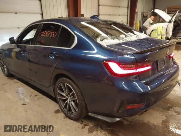 2020 BMW 3 Series 330i xDrive с VIN WBA5R7C01LFH45079, выставлен на аукционе IAAI как лот 41547337 с пробегом 67 621 миль миль и . История ставок и продаж доступна на DreamBid. Изображение 3.