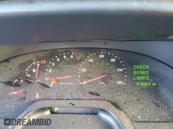 ✅ 2000 Lincoln Continental • VIN: 1LNHM97V6YY900603 • Lot: 85570864. Listed on Copart with 127,668 mi. Free auction sales archive from the USA and detailed vehicle history report at DreamBid. Image 9.