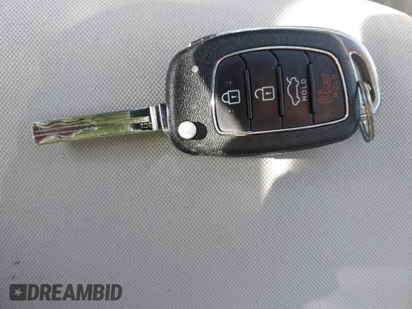 ✅ 2018 Hyundai Sonata SE • VIN: 5NPE24AF7JH637661 • Лот: 43591747. Опубликован ранее на IAAI с пробегом 127 225 миль. Бесплатный доступ к архиву аукционных продаж из США и подробный отчёт об истории автомобиля на DreamBid. Изображение 11.