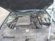 ✅ 1995 Lincoln Continental • VIN: 1LNLM97V3SY706547 • Lot: 43679905. Wystawiony na IAAI z przebiegiem 85 918 mil. Bezpłatny archiwum sprzedaży aukcyjnych z USA i szczegółowy raport historii pojazdu na DreamBid. Zdjęcie 10.