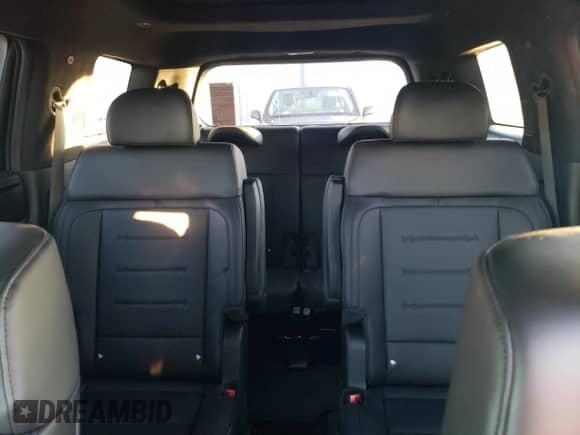 2025 Hyundai Santa Fe Calligraphy с VIN 5NMP5DG19SH022376, выставлен на аукционе Copart как лот 82799444 с пробегом 1 114 миль миль и Списание • Salvage title. История ставок и продаж доступна на DreamBid. Изображение 10.