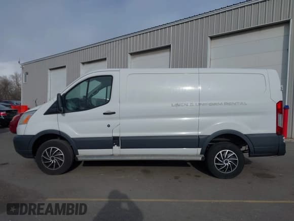 ✅ 2015 Ford Transit Cargo • VIN: 1FTNR1ZM7FKB03582 • Лот: 41496652. Опубликован ранее на IAAI с пробегом 205 663 миль. Бесплатный доступ к архиву аукционных продаж из США и подробный отчёт об истории автомобиля на DreamBid. Изображение 14.