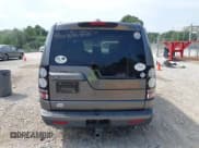 ✅ 2016 Land Rover LR4 HSE • VIN: SALAG2V68GA793988 • Lot: 42878308. Listed on IAAI with 142,738 mi. Free auction sales archive from the USA and detailed vehicle history report at DreamBid. Image 16.