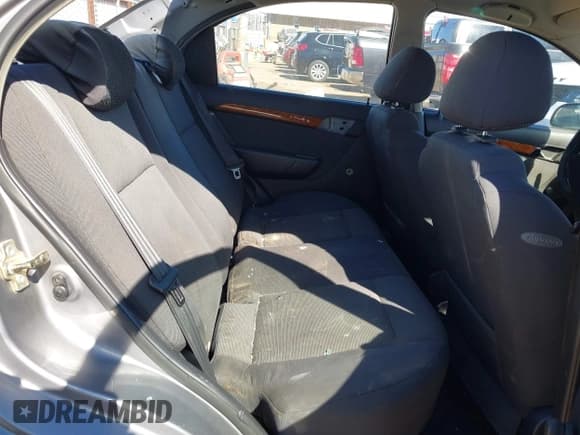 ✅ 2007 Chevrolet Aveo LS • VIN: KL1TD566X7B087387 • Lot: 41673057. Wystawiony na IAAI z przebiegiem 160 577 mil. Bezpłatny archiwum sprzedaży aukcyjnych z USA i szczegółowy raport historii pojazdu na DreamBid. Zdjęcie 8.